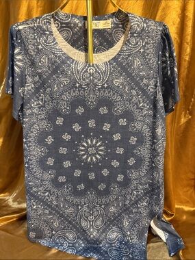 Blue Paisley Tee with Contrast Neckline